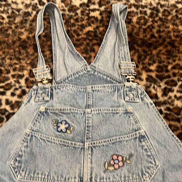 Vintage Xhilaration Blue Floral Embroidered Denim Boho Distressed Shortalls - Picture 9 of 11